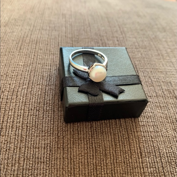 925 sterling silver fresh water pearl flower ring - Picture 2 of 7